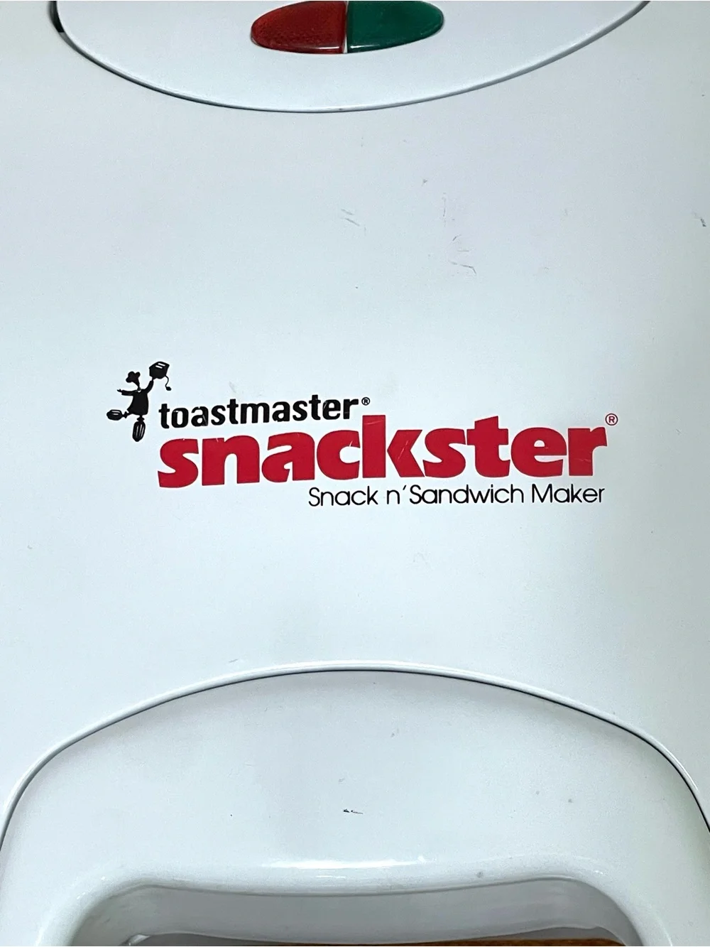 Toastmaster Snackster Model TSM2 Snack & Sandwich Maker 640 Watts White Travel